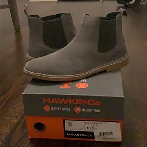 NewInBox Hawke&Co Grey Suede Chelsea Boots Sz 10.5